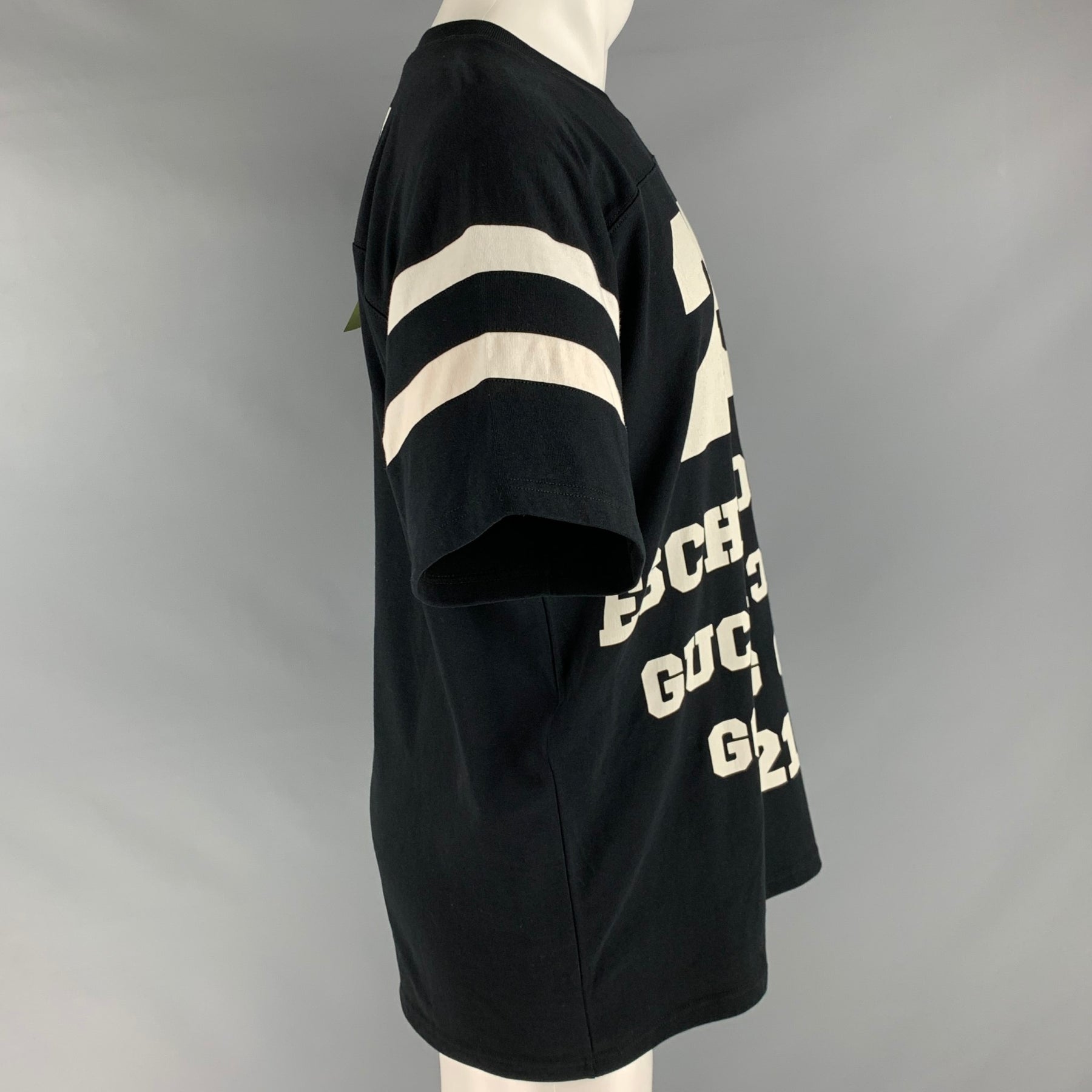 GUCCI Size XS Black White Graphic Cotton Crew-Neck T-shirt
