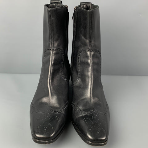 YVES SAINT LAURENT Talla 13 Botas Johnny con punta de ala de cuero perforado negro