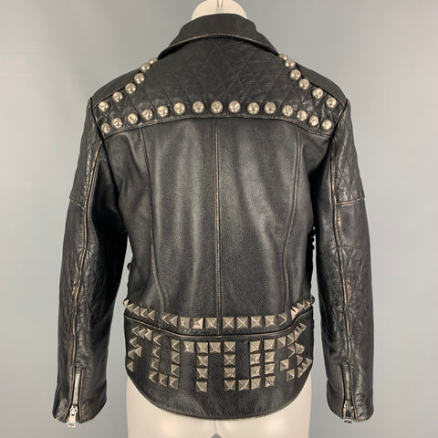 GUCCI SS 17 Talla M Chaqueta motera de cuero desgastado con tachuelas negra