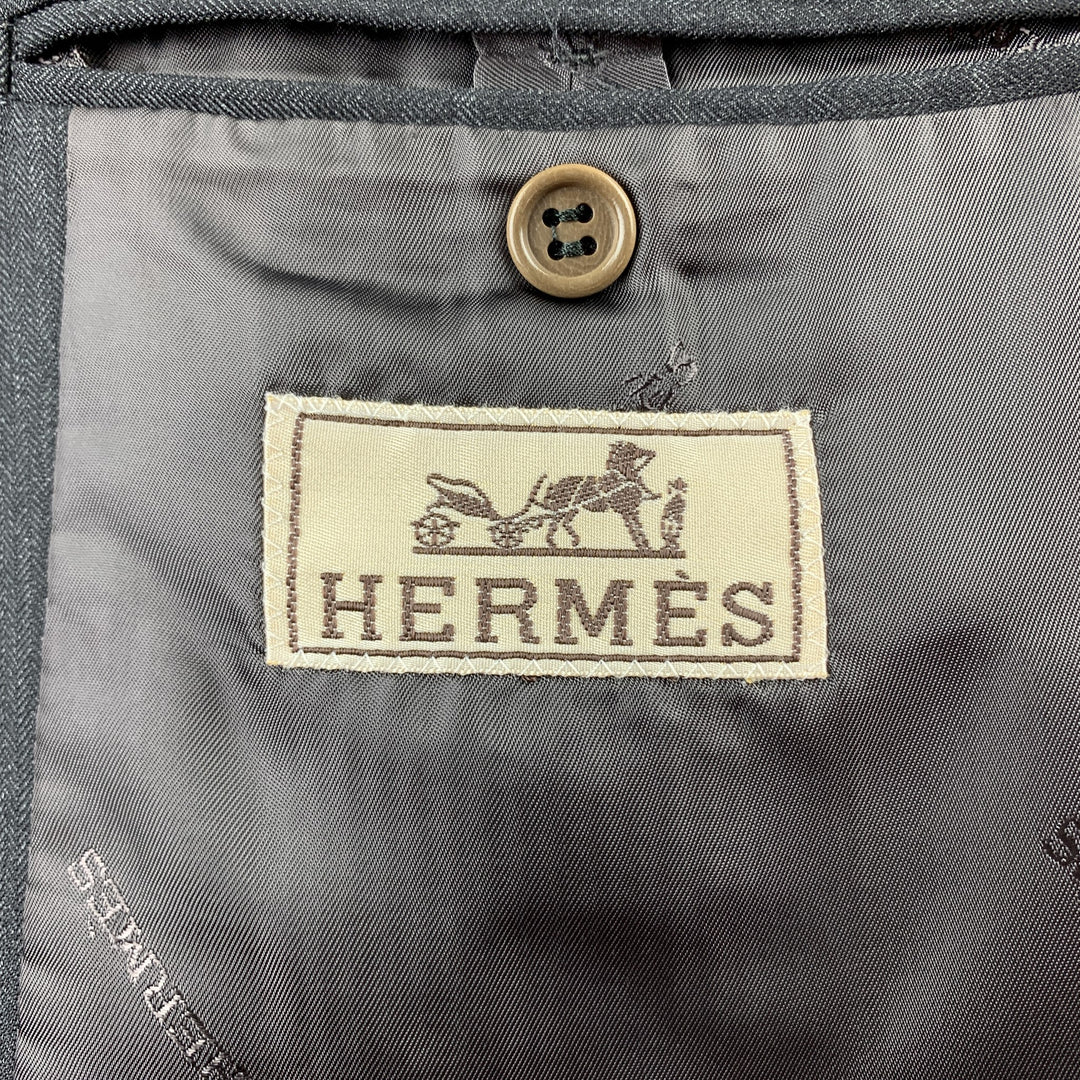 HERMES Talla 44 Traje regular con solapa de muesca de lana sarga color carbón