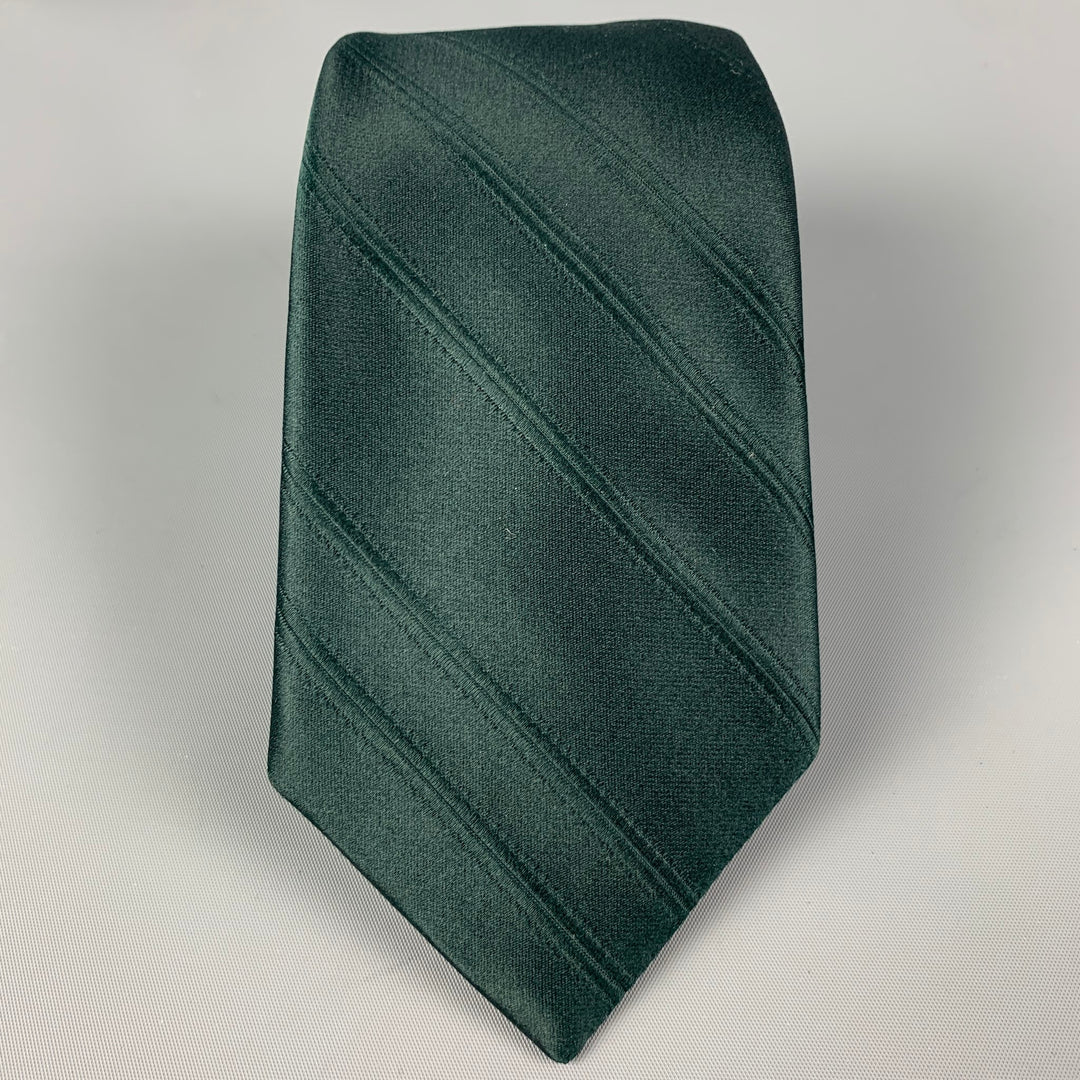 TURNBULL &amp; ASSER Cravate en satin de soie à rayures diagonales vert chasseur