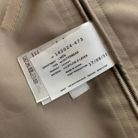 ARKET Taille XL 48 Trench Nylon Beige