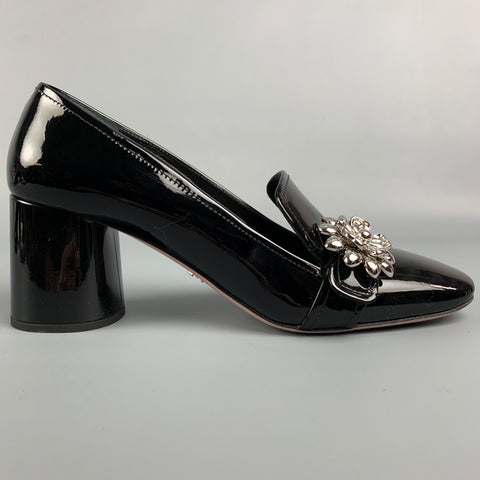 PRADA Talla 7.5 Zapatos de tacón Vernice de charol negro y plateado