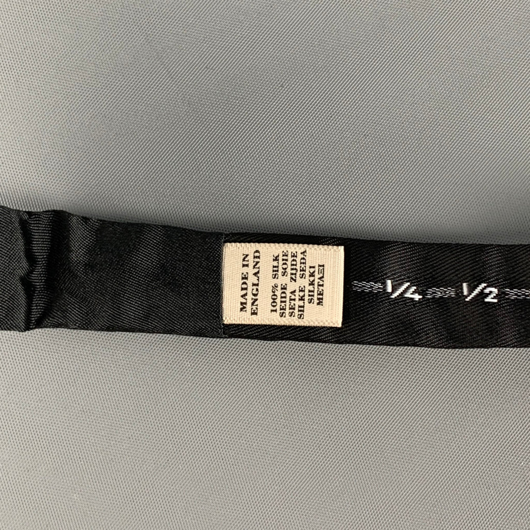 BURBERRY Black Silk Bow Tie