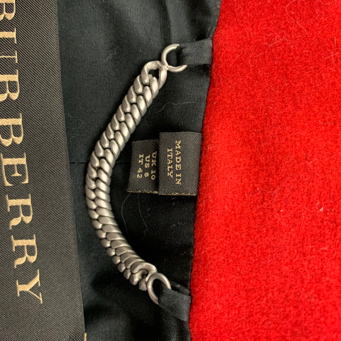 BURBERRY Otoño 2017 Talla 8 Abrigo ceremonial de lana con ribete de piel de oveja verde y rojo