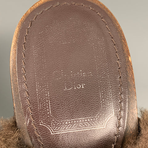 CHRISTIAN DIOR Talla 8 Zapatos de tacón tipo zueco de piel de oveja tipo gofre de cuero marrón