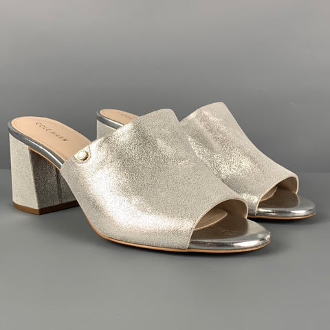 COLE HAAN Talla 8 Sandalias peep toe de cuero plateado