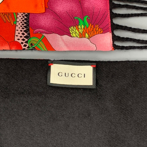GUCCI Black & Red Silk / Cashmere Reversible Pocket Fringe Scarf