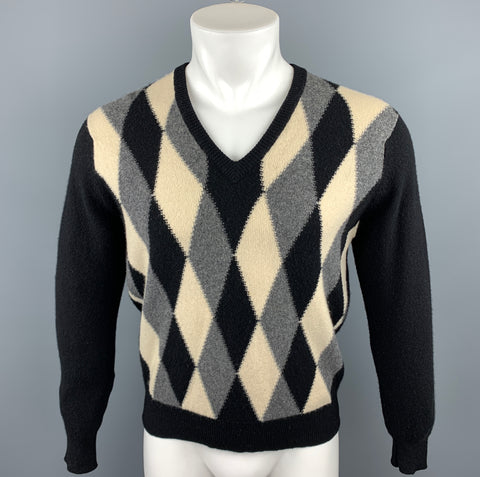 NEIMAN MARCUS Suéter con cuello en V de cachemira Argyle negro y gris talla M