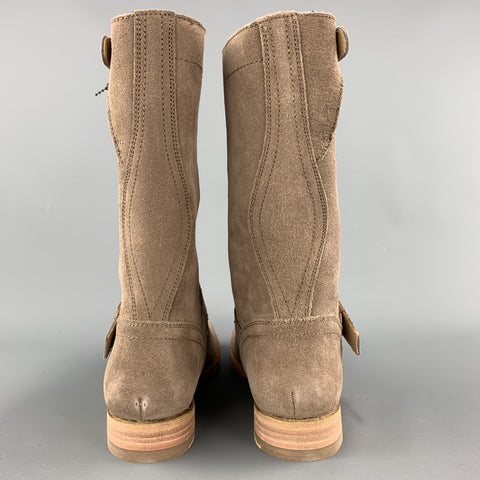 JIL SANDER Botas moteras con correa Bucke de ante color topo Talla 7