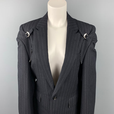 COMME des GARCONS Chaqueta con solapa de pico y doble manga de lana a rayas color azul marino talla M