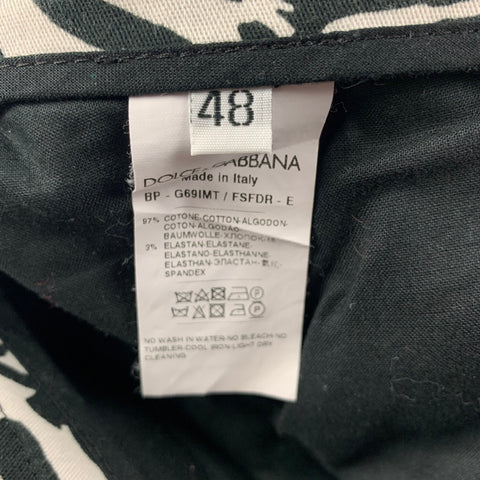DOLCE & GABBANA Size 32 Black & White Leaf Print Cotton Side Tabs Shorts