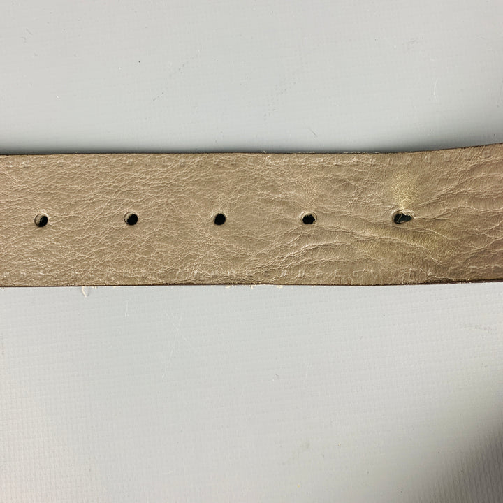GUCCI Talla 38 Cinturón de cuero con monograma plateado gris