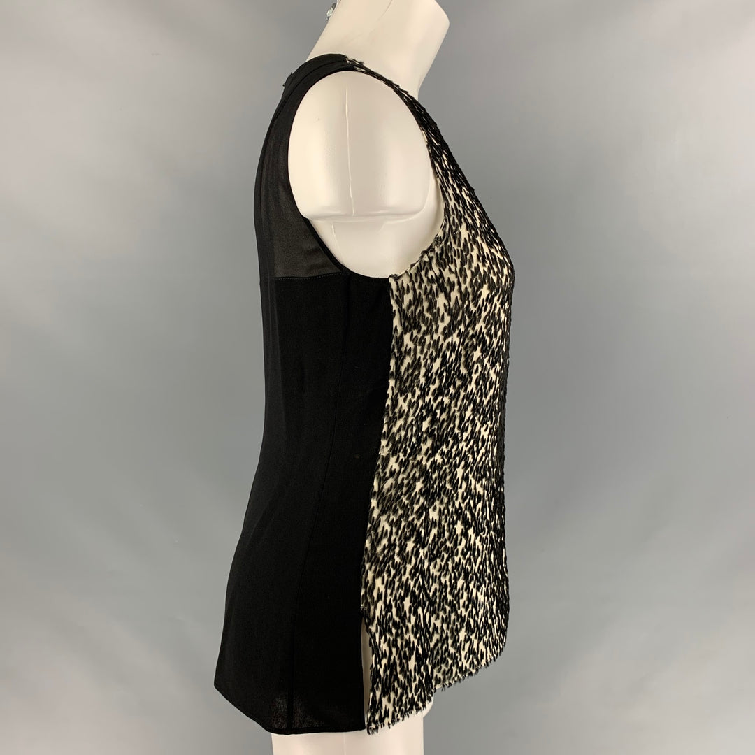 AKRIS Size 6 Black & White Viscose & Silk Blouse