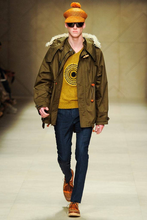 BURBERRY PRORSUM Spring 2012 Size M Mustard Yellow Embroidery Crochet Pullover Sweater