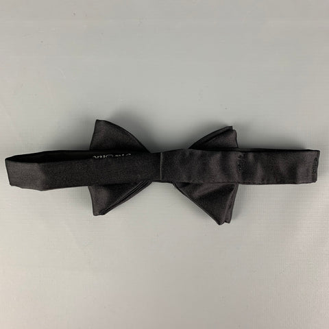 NEIMAN MARCUS Black Silk Bow Tie