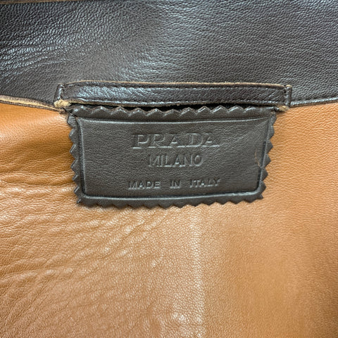 PRADA Chaqueta con bolsillos y aberturas de cuero marrón talla 40