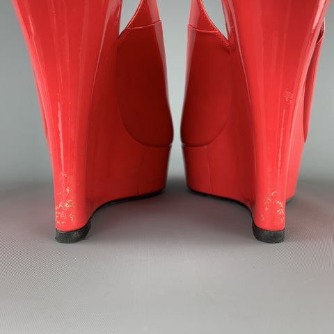GUCCI Size 9.5 Coral Red Patent Leather Platform Peep Toe Slingback Wedges