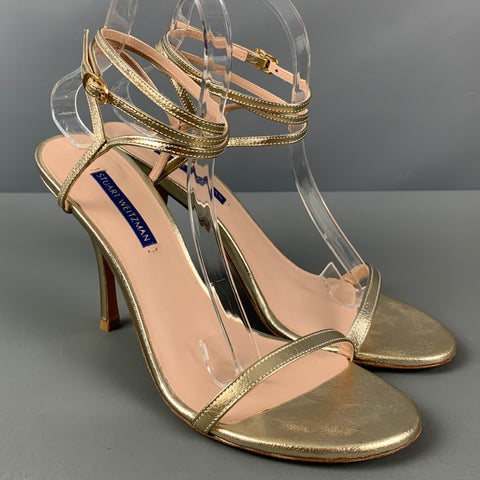 STUART WEITZMAN Sandalias con tira al tobillo de cuero dorado talla 8