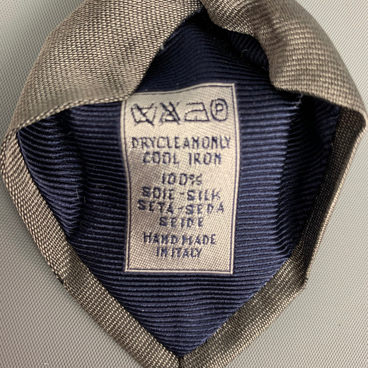 Corbata de seda BREUER cruces rojas plateadas