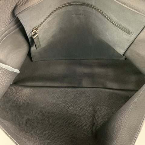 CALVIN KLEIN Sac messager en cuir suédé charbon de bois