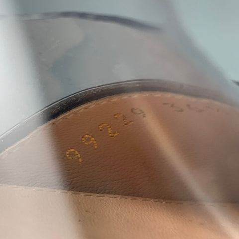 GIANVITO ROSSI Taille 6.5 Escarpins à talons chaton en cuir verni en acétate transparent noir