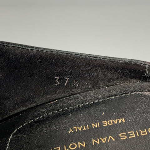 DRIES VAN NOTAN Talla 7.5 Botas sin cordones de cuero en relieve azul marino
