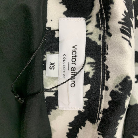 VICTOR ALFARO Taille XS Manteau ceinturé en polyester imprimé animal blanc noir