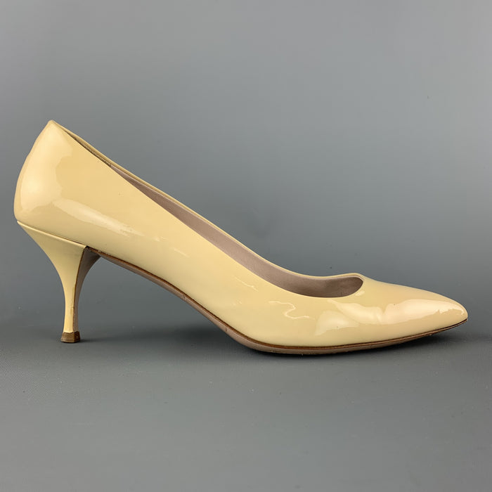 MIU MIU Size 9 Beige Patent Leather Kitten Heel Pumps