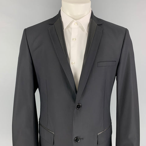 VERSACE COLLECTION Taille 42 Manteau de sport à revers cranté en polyamide noir