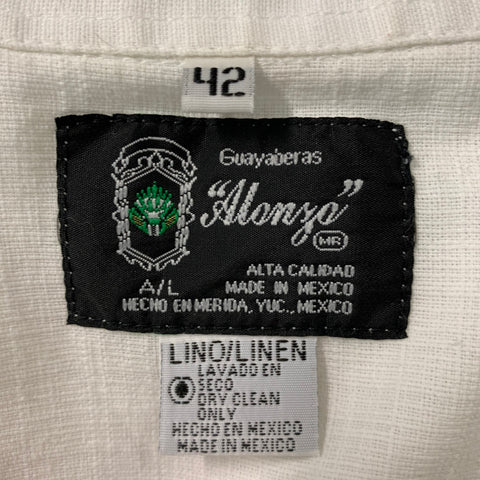 GUAYABERAS Size L White Embroidery Linen Short Sleeve Shirt
