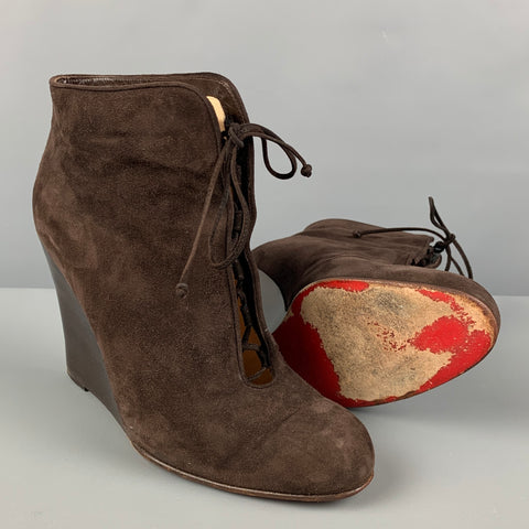 CHRISTIAN LOUBOUTIN Talla 10 Botas de cuña de ante marrón