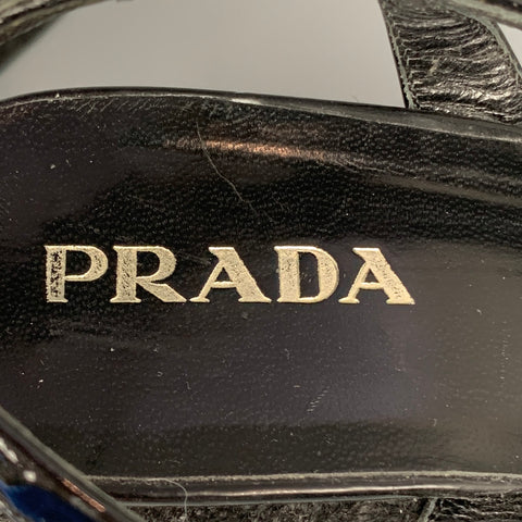 PRADA Talla 6 Sandalias de cuña de alpargata de charol negro