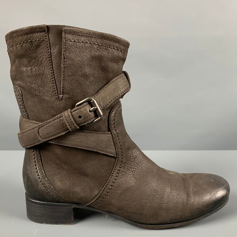 PRADA Talla 10 Botas con correa al tobillo de cuero marrón