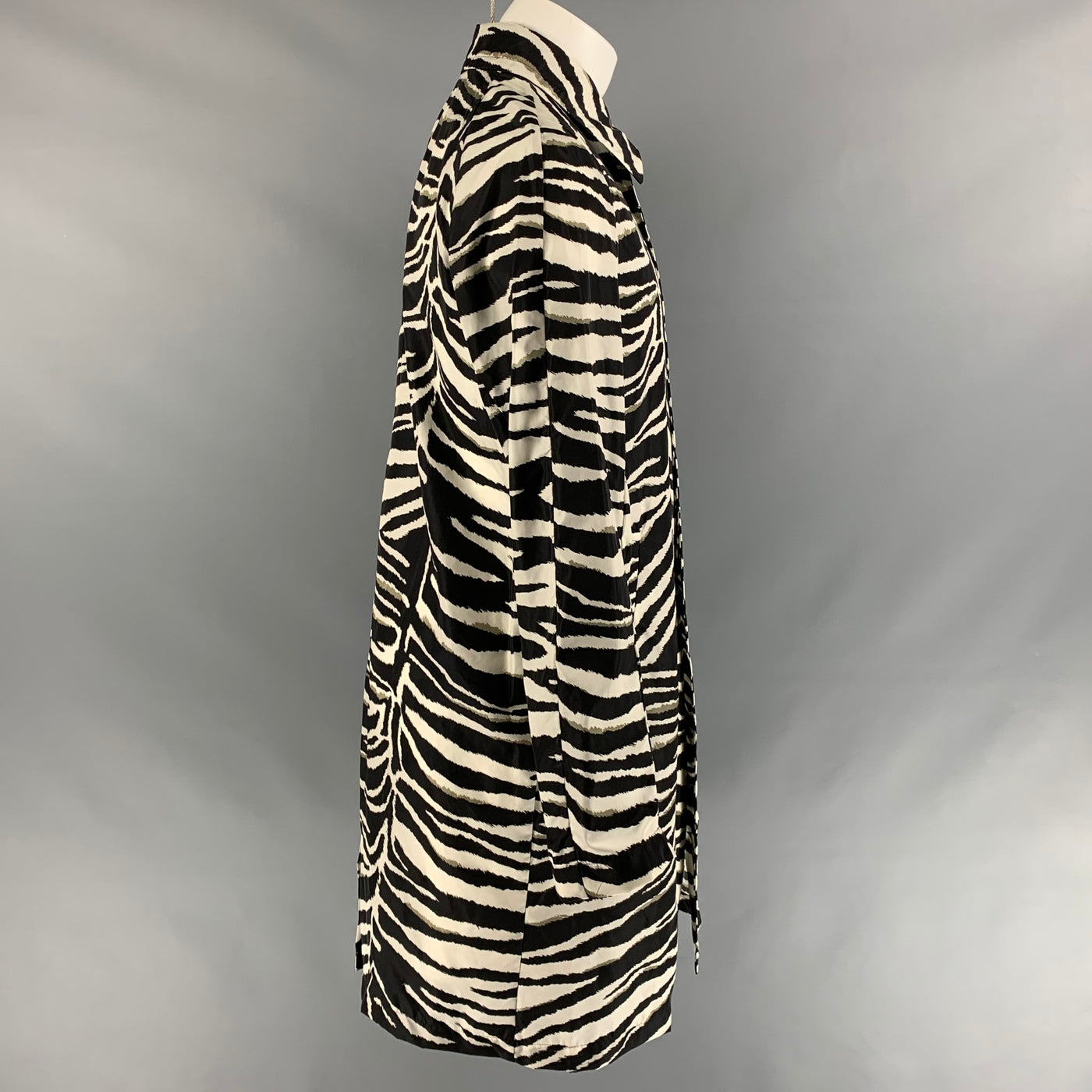 DRIES VAN NOTEN SS 20 Size 36 Black & White Zebra Polyamide Coat