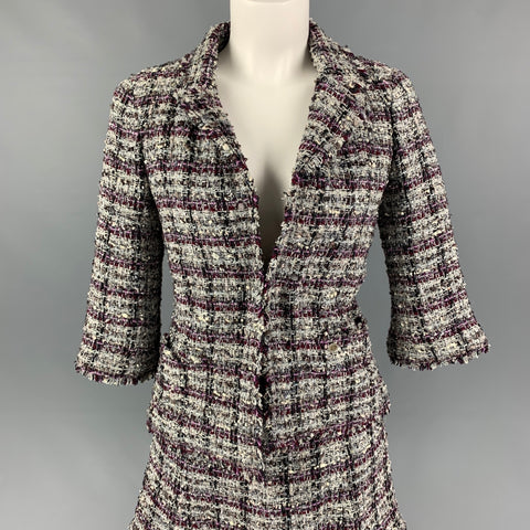 CHANEL M4137 05A Talla 4 Conjunto de chaqueta con falda metálica Boucle gris morado