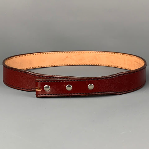 VINTAGE Taille 32 Bracelet de ceinture en cuir bordeaux