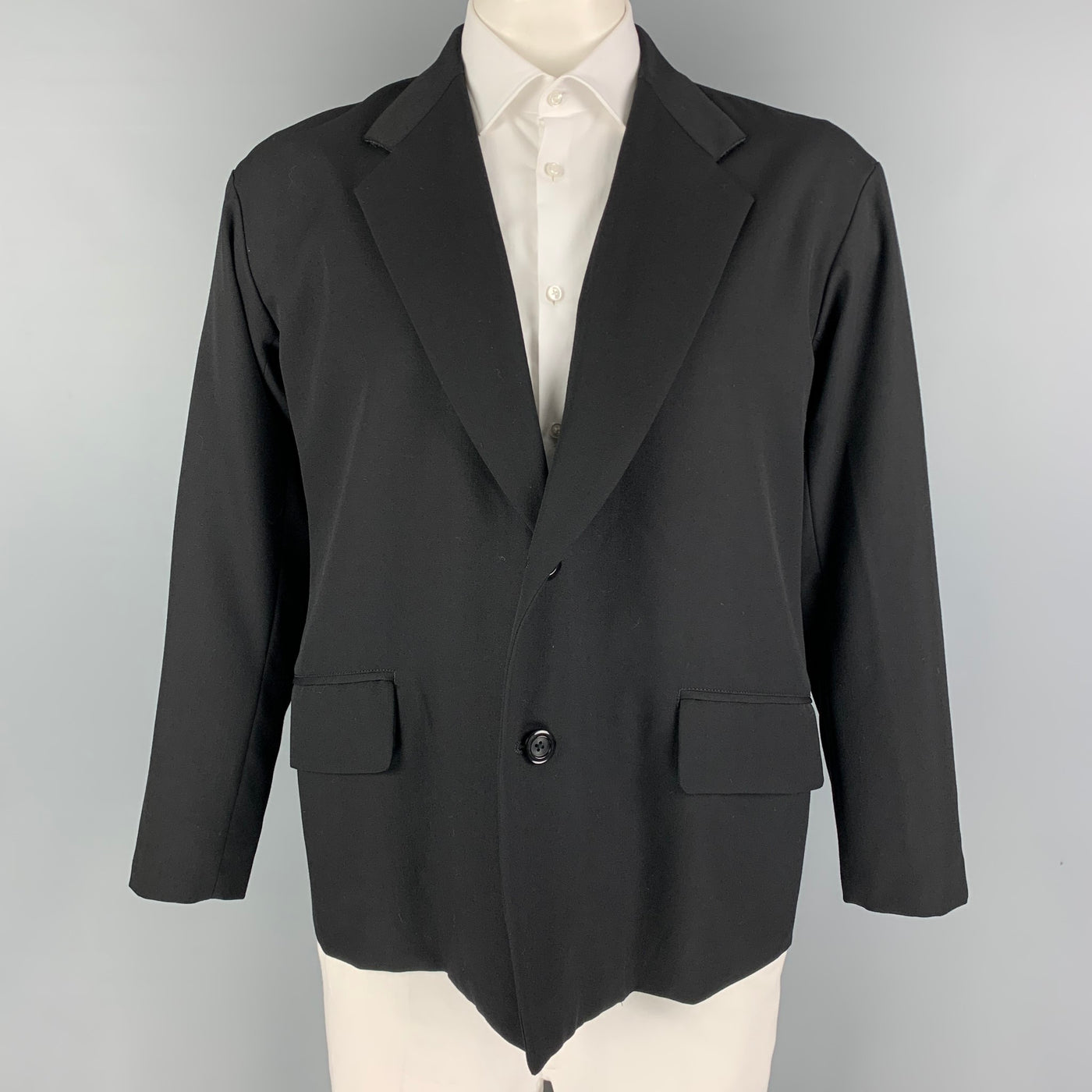 THE PERMANENT EYE Size 44 Black Wool Single Breasted Sport Coat