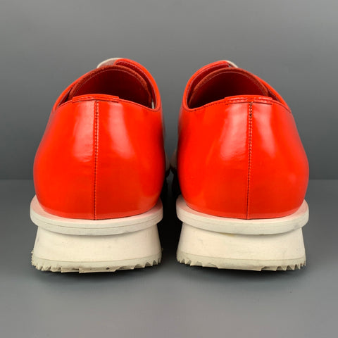 PRADA Taille 9 Chaussures à lacets en cuir blanc orange