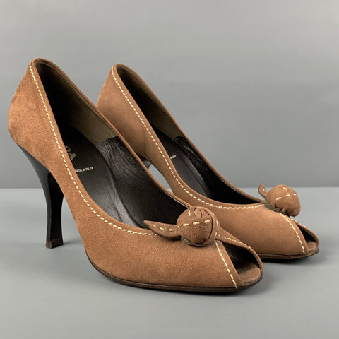 Zapatos de tacón peep toe de ante marrón PRADA talla 6.5