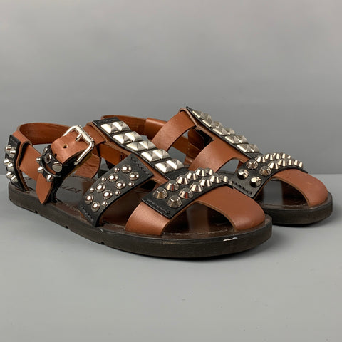 PRADA SS 18 Taille 11 Sandales à lanières en cuir cloutées marron noir