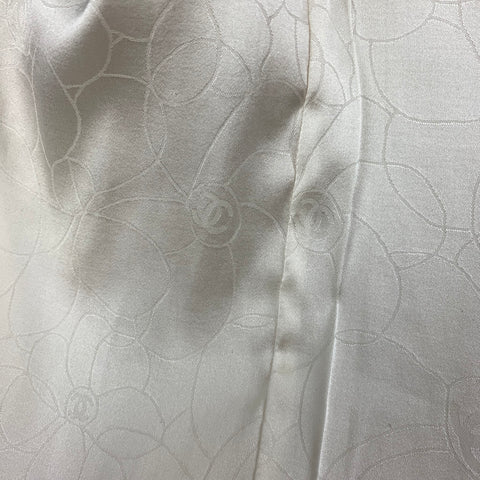 CHANEL 2004 Size 6 Cream Boucle Polyamide Bend Zip Up Jacket