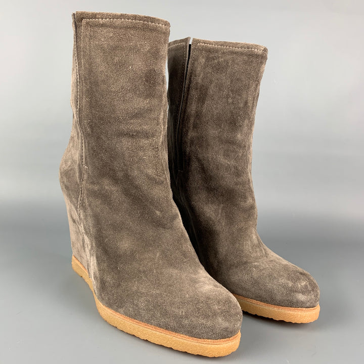 STUART WEITZMAN Size 9 Taupe Suede Wedge Boots