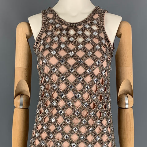 X by NBD Minivestido con cuentas de poliéster color nude y plateado talla XXS