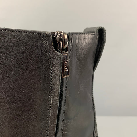 YVES SAINT LAURENT Talla 13 Botas Johnny con punta de ala de cuero perforado negro