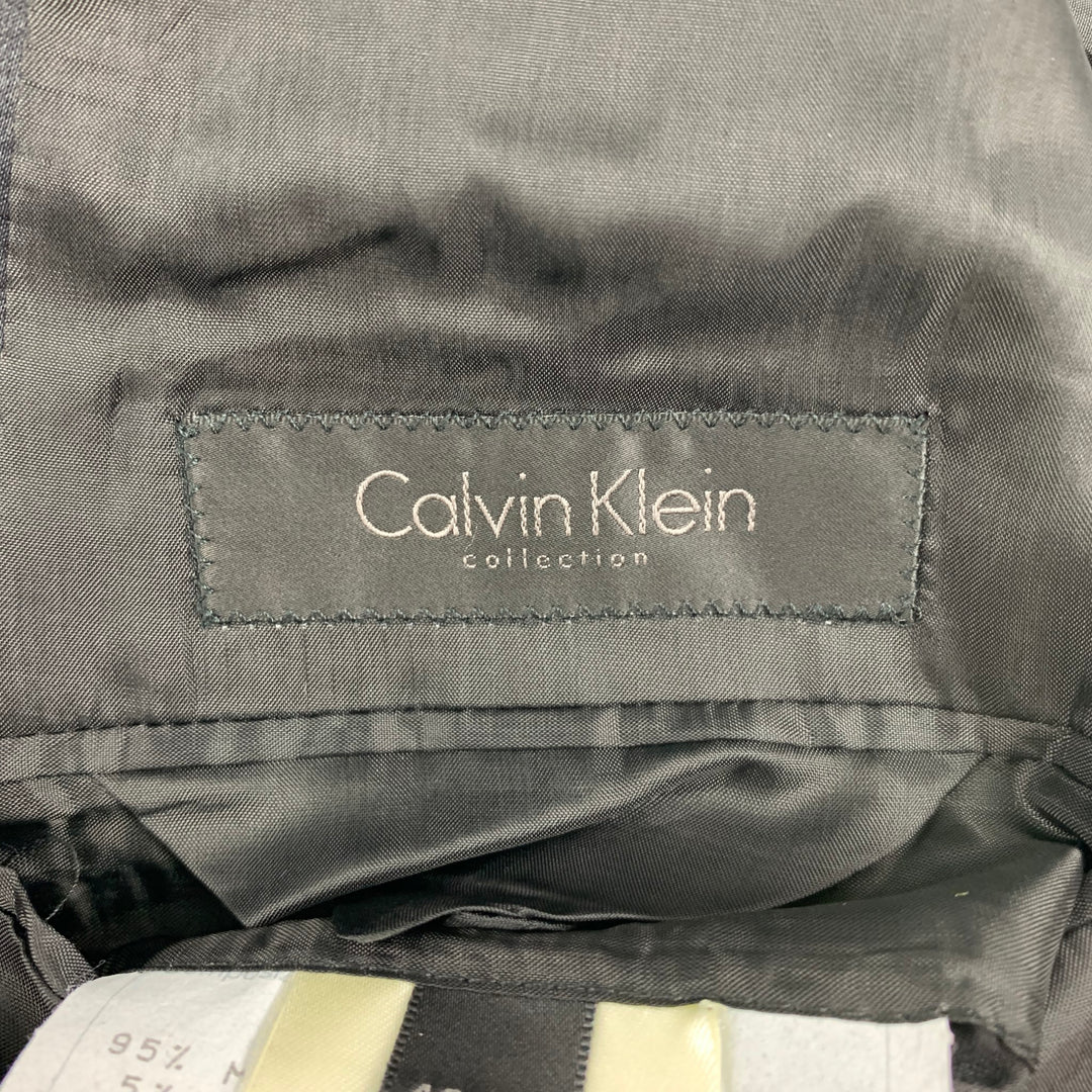CALVIN KLEIN COLLECTION Size 36 Black Sparkle Wool Peak Lapel Tuxedo