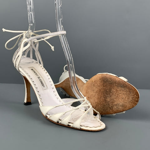 MANOLO BLAHNIK Sandalias con tira al tobillo de cuero blanco talla 7