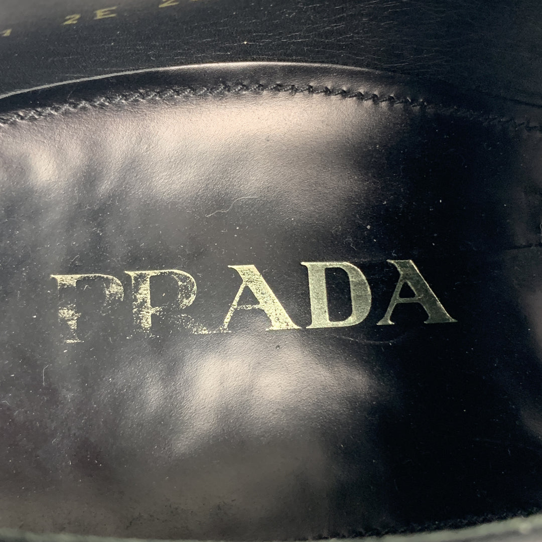 PRADA F/W 09 Size10.5 Black Studded Leather Cap Toe Lace Up Shoes