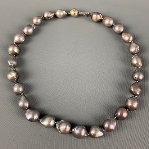 Collier ras du cou VINTAGE en or gris 14 carats avec perles