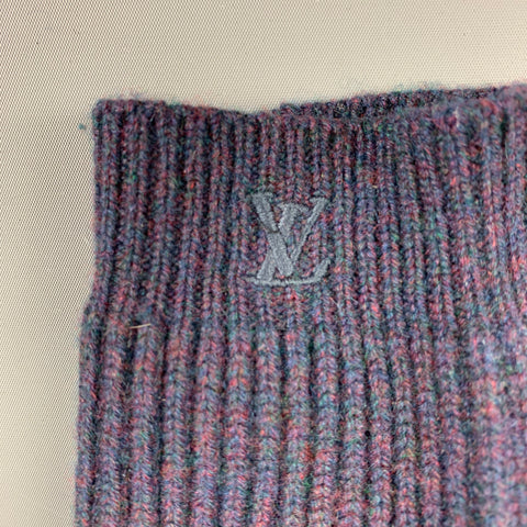 LOUIS VUITTON Navy Burgundy Ribbed Knit Cashmere Gloves